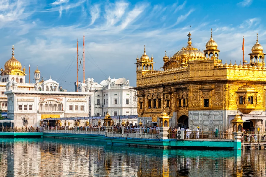 9 NIGHTS 10 DAYS AMRITSAR KATRA SRINAGAR LAND PACKAGE