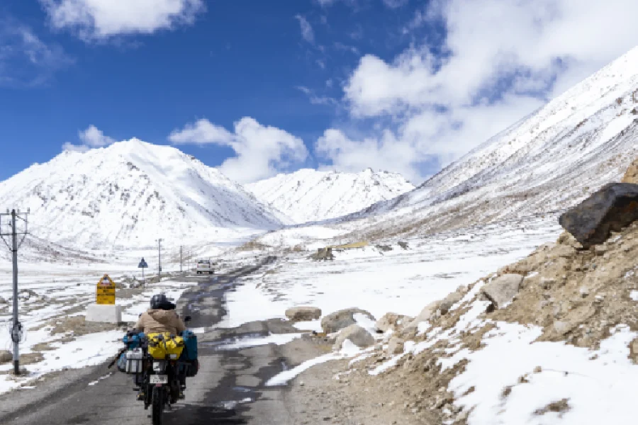 8 NIGHTS 9 DAYS MANALI TO LADAKH TO MANALI ROAD